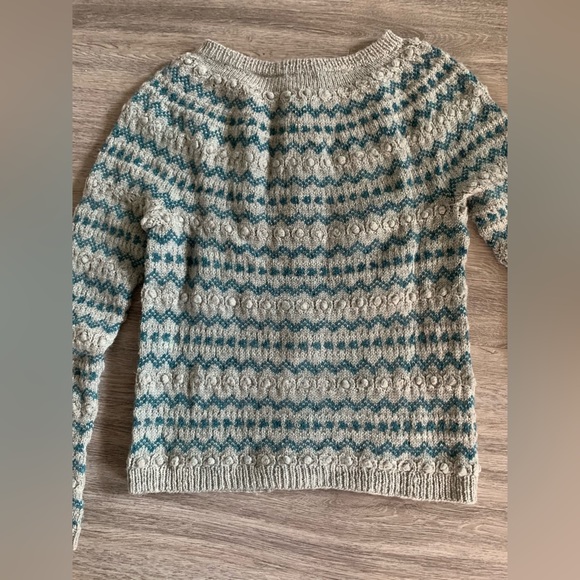 Hand knit (handmade) colourwork wool button down cardigan - Picture 3 of 5